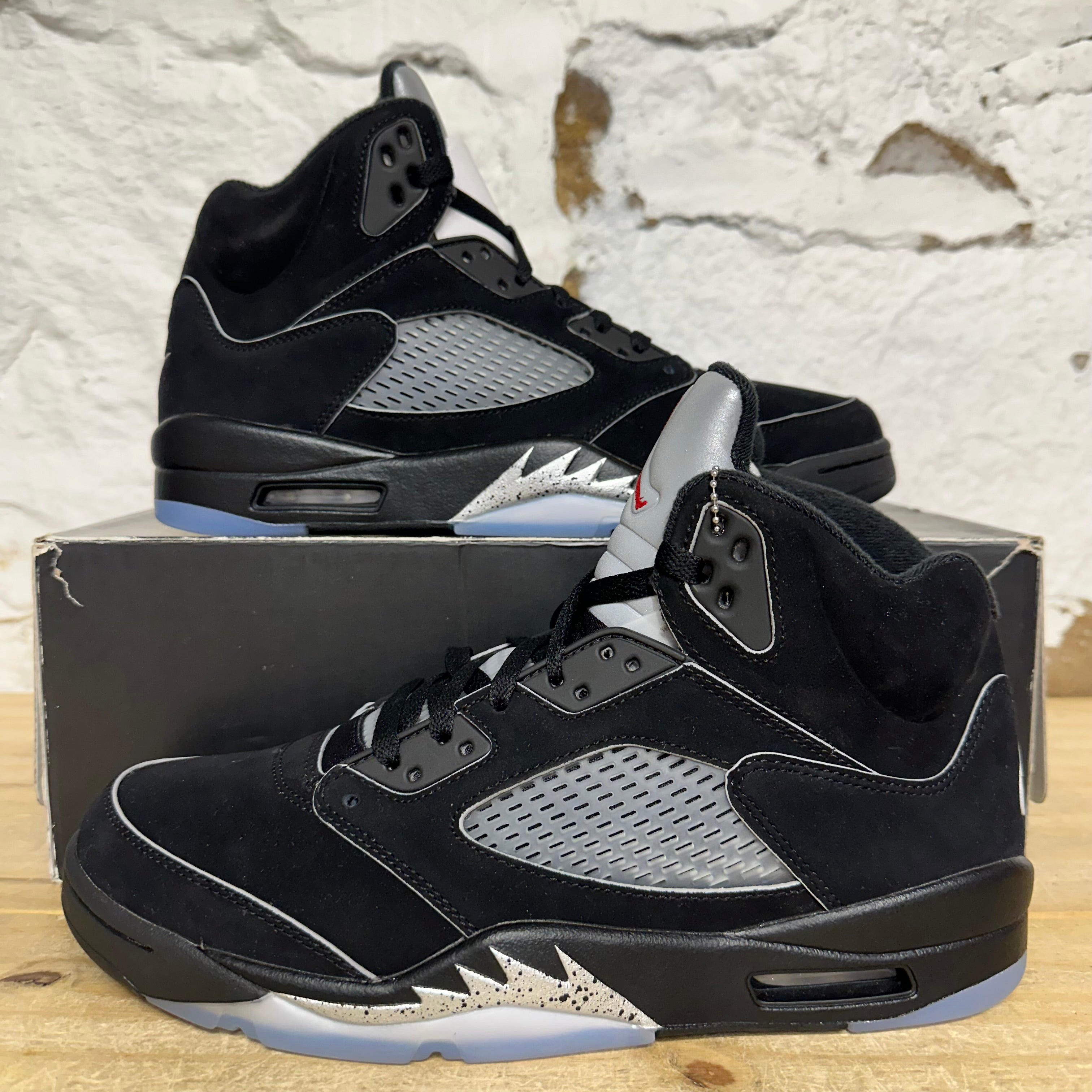 Air Jordan 5 Black Metallic Sz 11 DS
