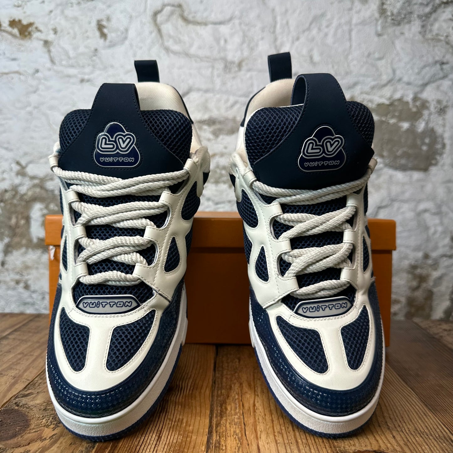 Louis Vuitton Navy White Skate Sneaker Sz 10.5 (9LV)