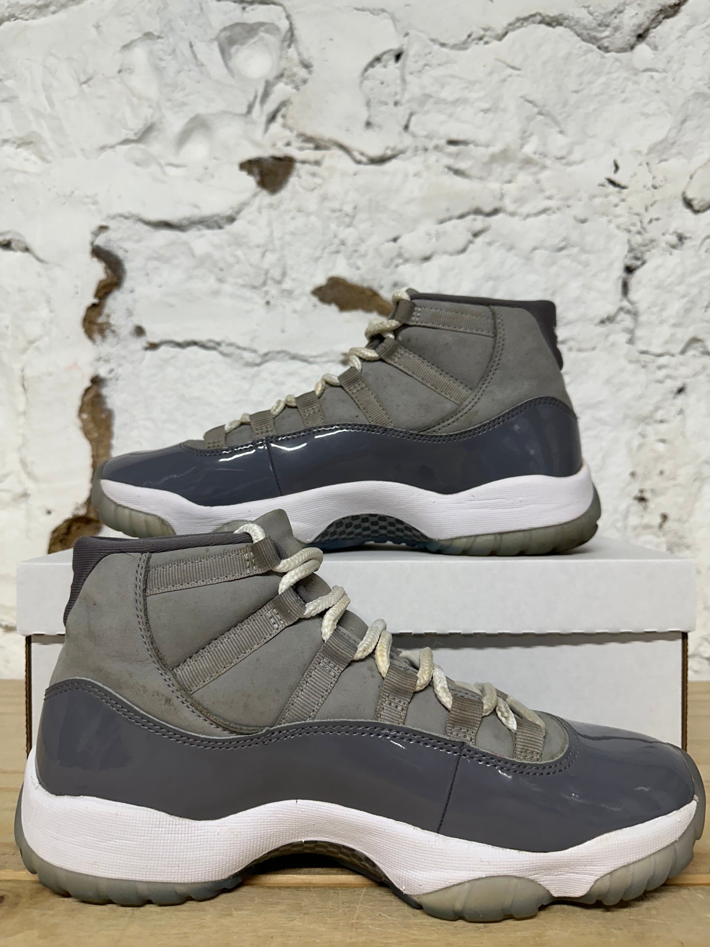 Air Jordan 11 Cool Grey Sz 8.5