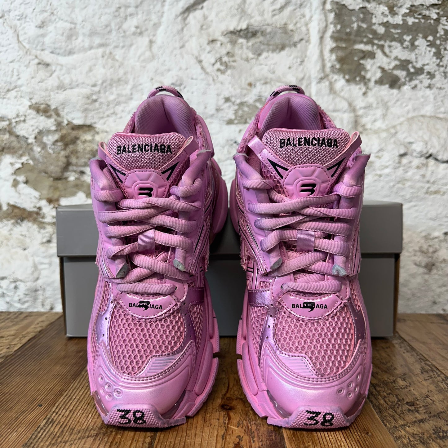 Balenciaga Runner Triple Pink Sneaker Sz 6 (38)