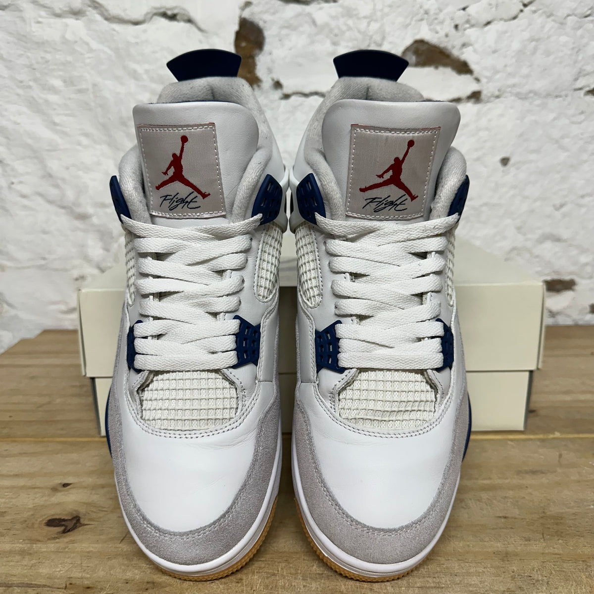 Air Jordan 4 SB Midnight Navy Sz 10.5