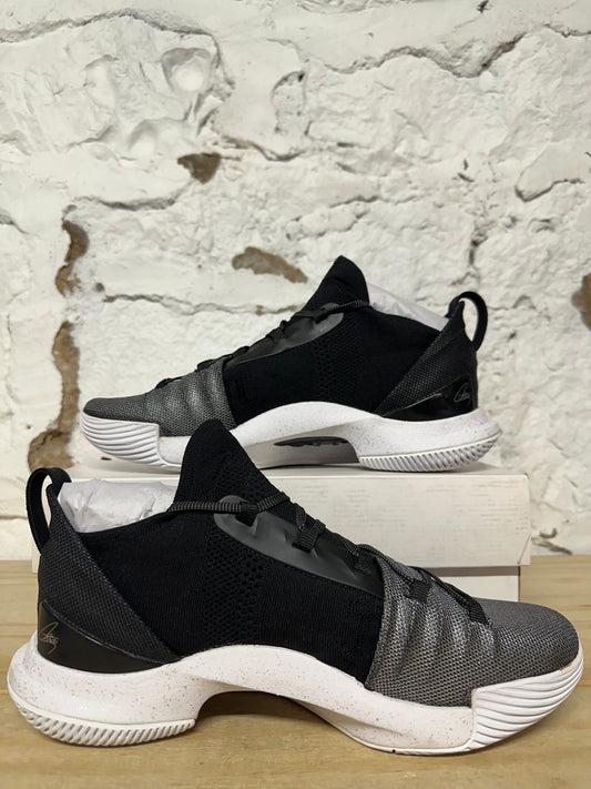 Under Armour Curry 5 Black Silver Sz 10.5 DS