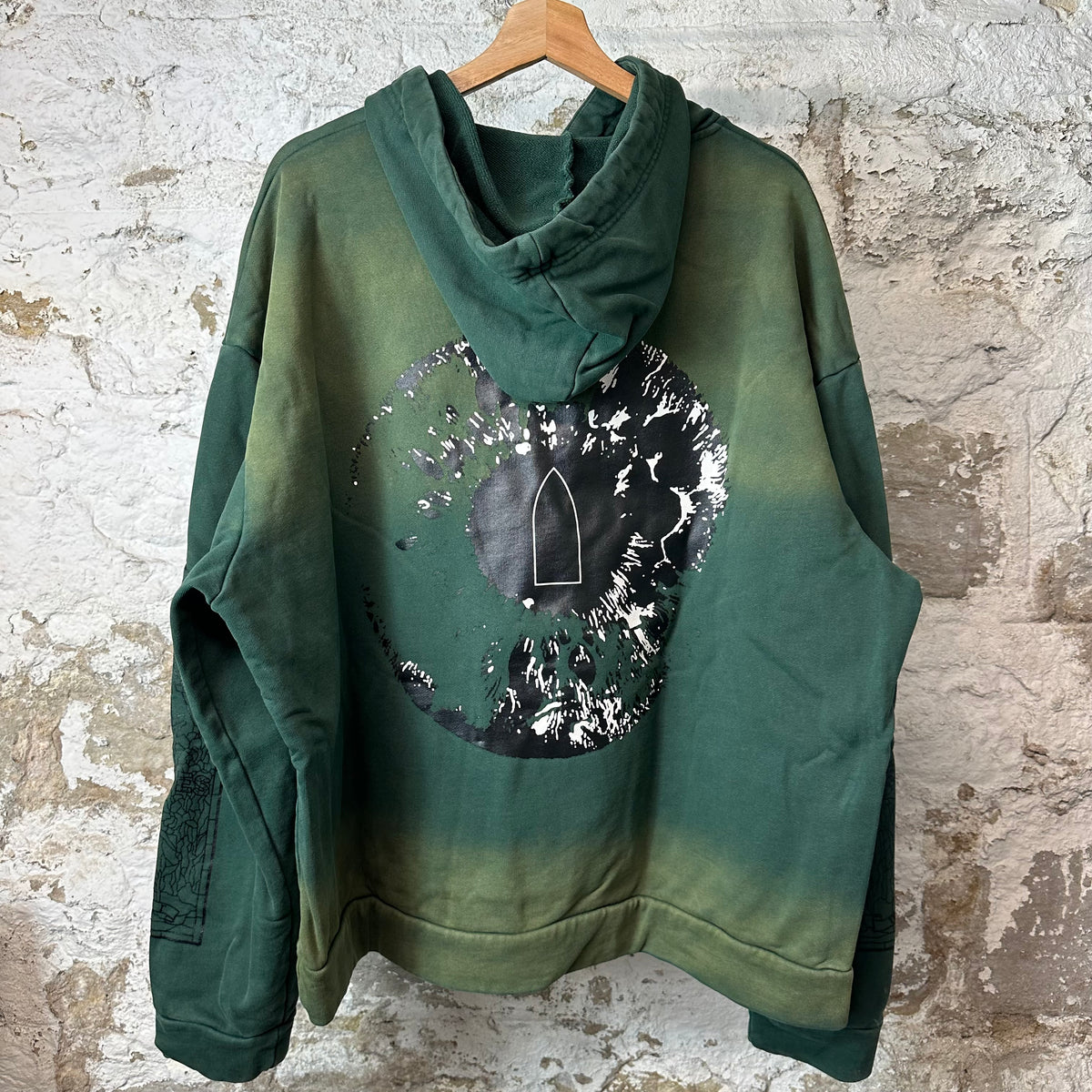 Who Decides War Black Stained Glass Green Hoodie Sz M