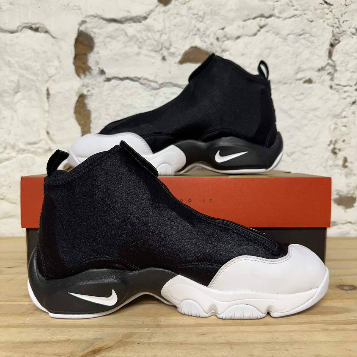 Nike Air Zoom Fight The Glove Black White OG (2026) Sz 9