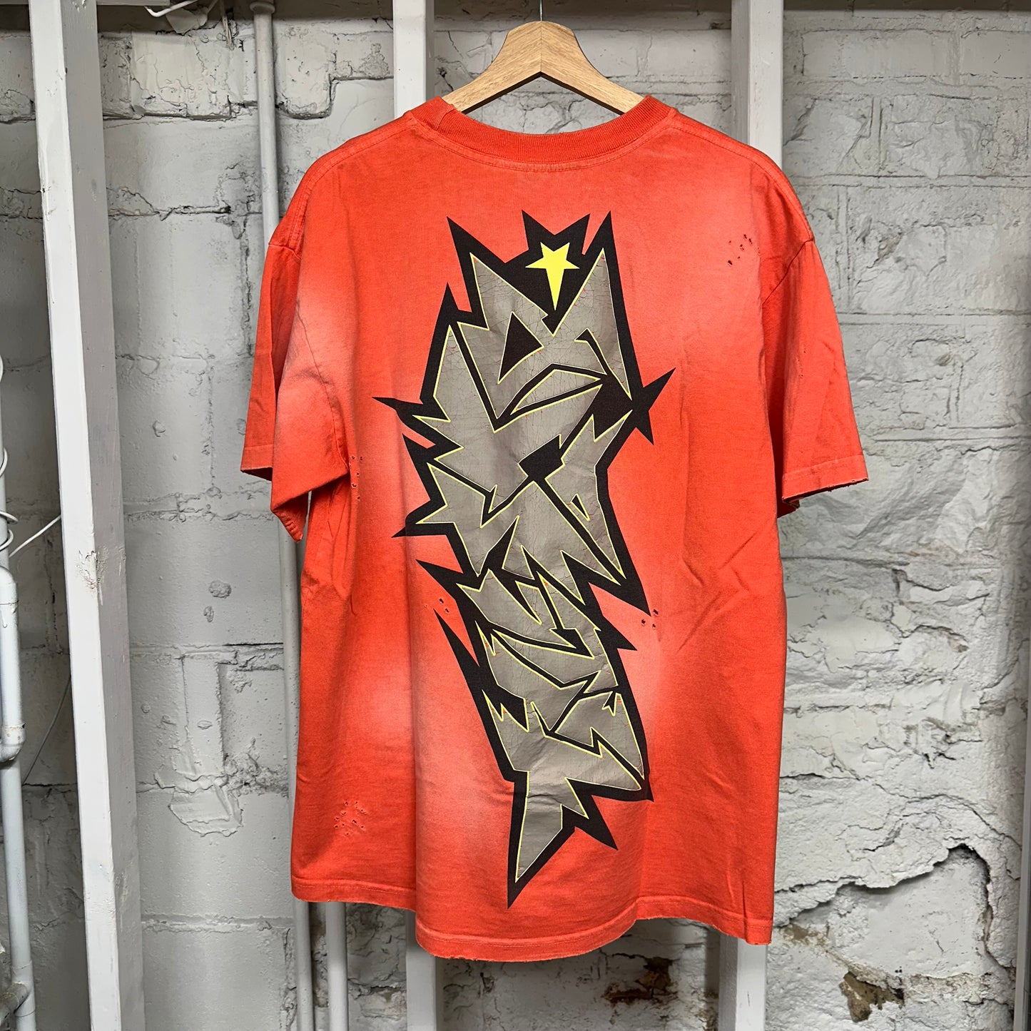 Hellstar Cracked Spellout Logo Red T-Shirt Sz M