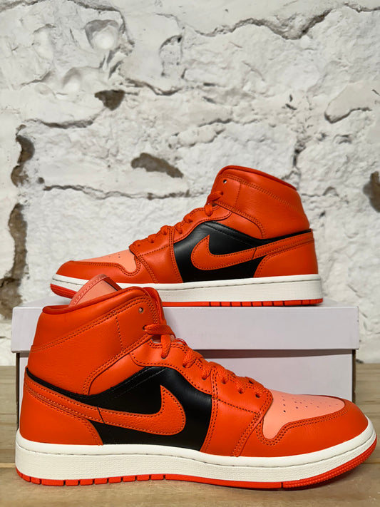 Air Jordan 1 Mid Rush Orange Sz 9.5 (11W) DS