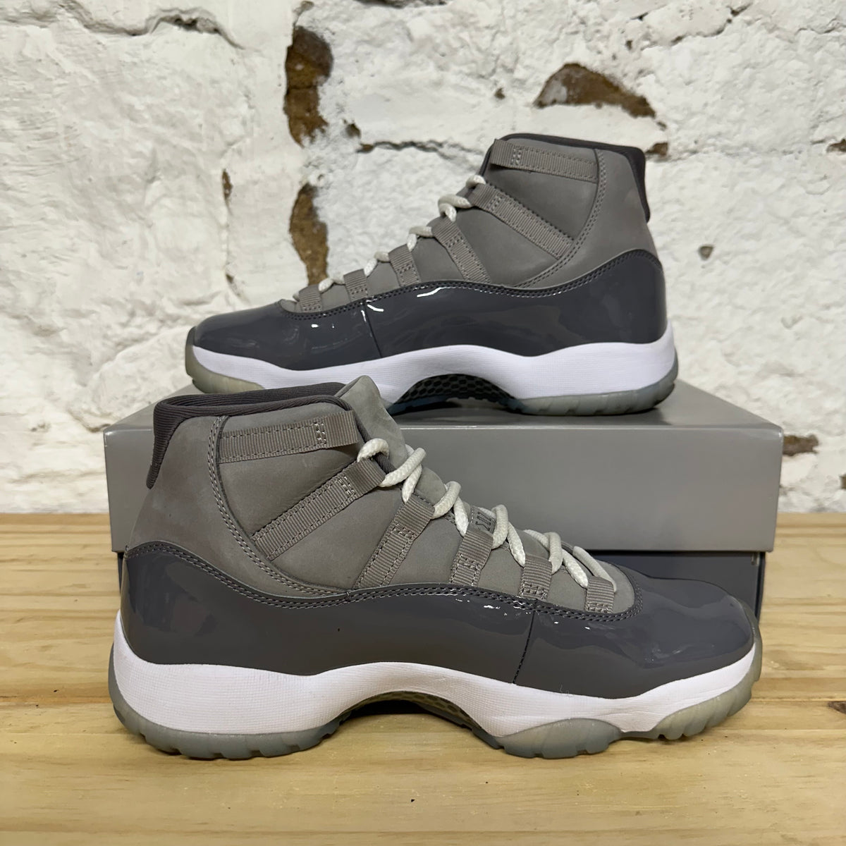 Air Jordan 11 High Cool Grey (2021) Sz 9