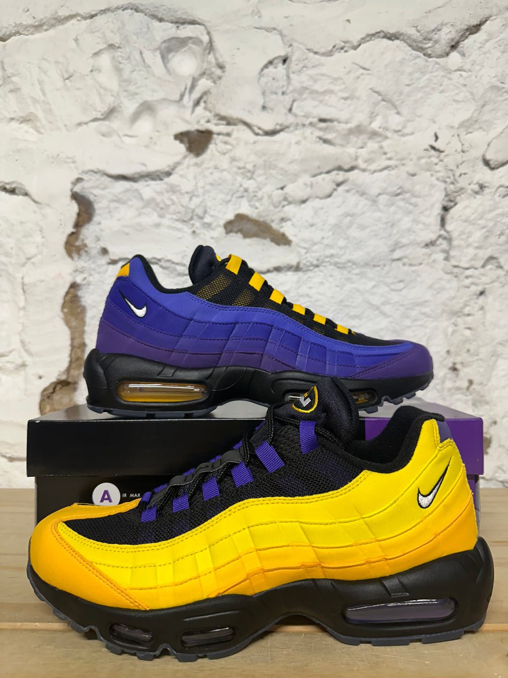 Nike Air Max 95 NRG Lebron Lakers Sz 10 DS
