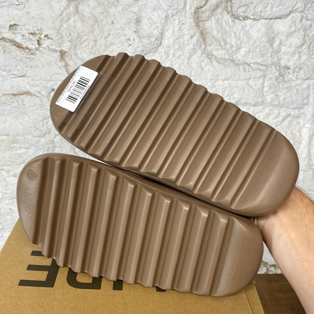 Yeezy Slide Earth Brown Sz 8 DS