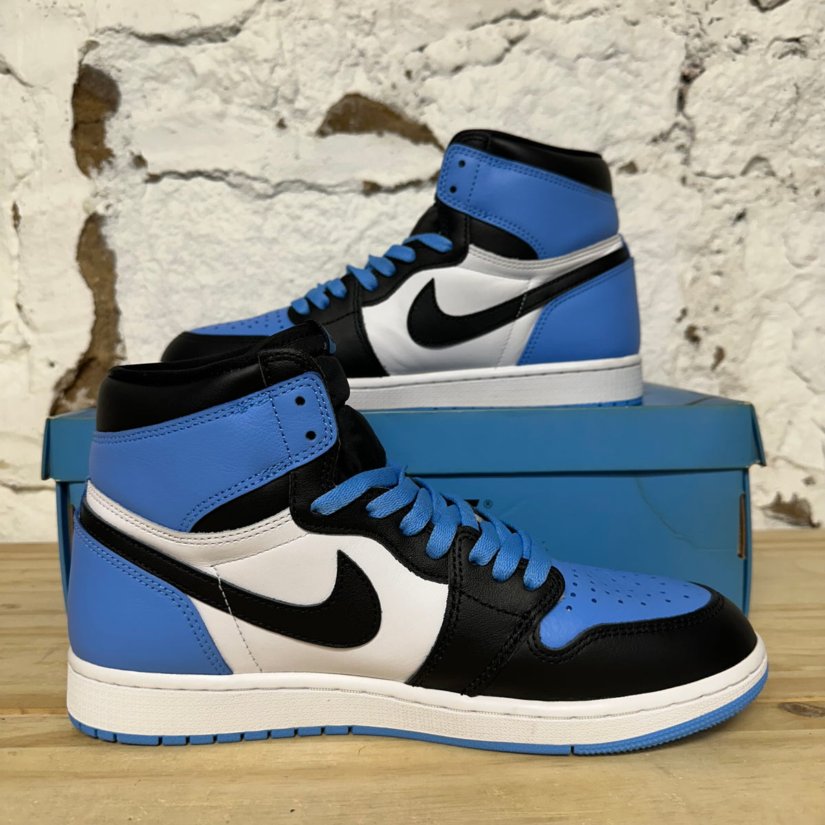 Air Jordan 1 High UNC Toe Sz 9.5