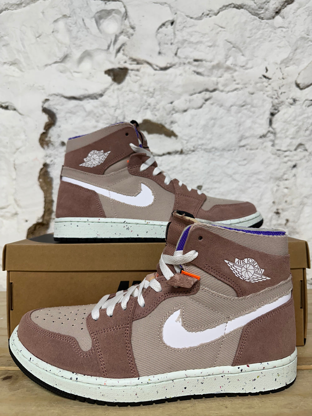 Air Jordan 1 Zoom CMFT Fossil Stone Sz 9 DS