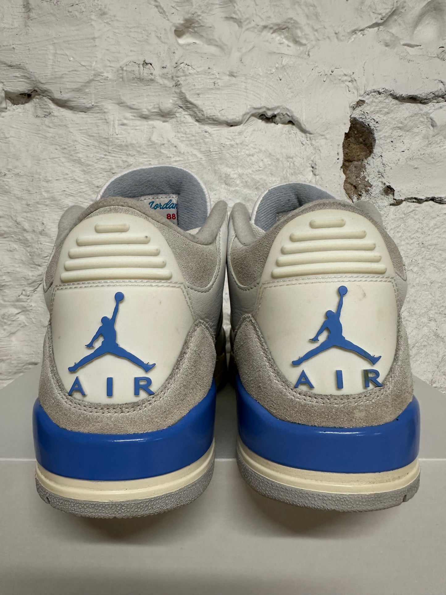 Air Jordan 3 Powder Blue Sz 10
