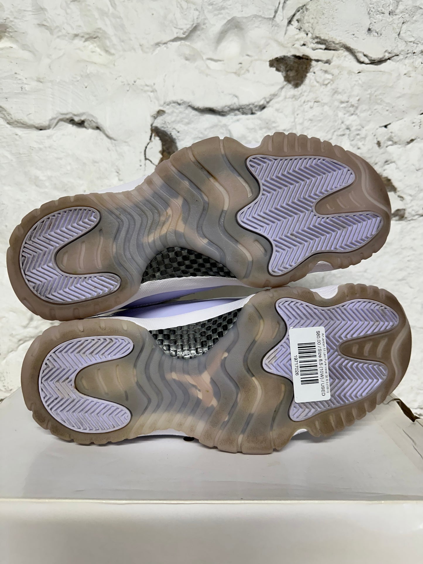 Air Jordan 11 Low Pure Violet Sz 8.5 (10W)