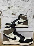 Air Jordan 1 Mocha Sz 8