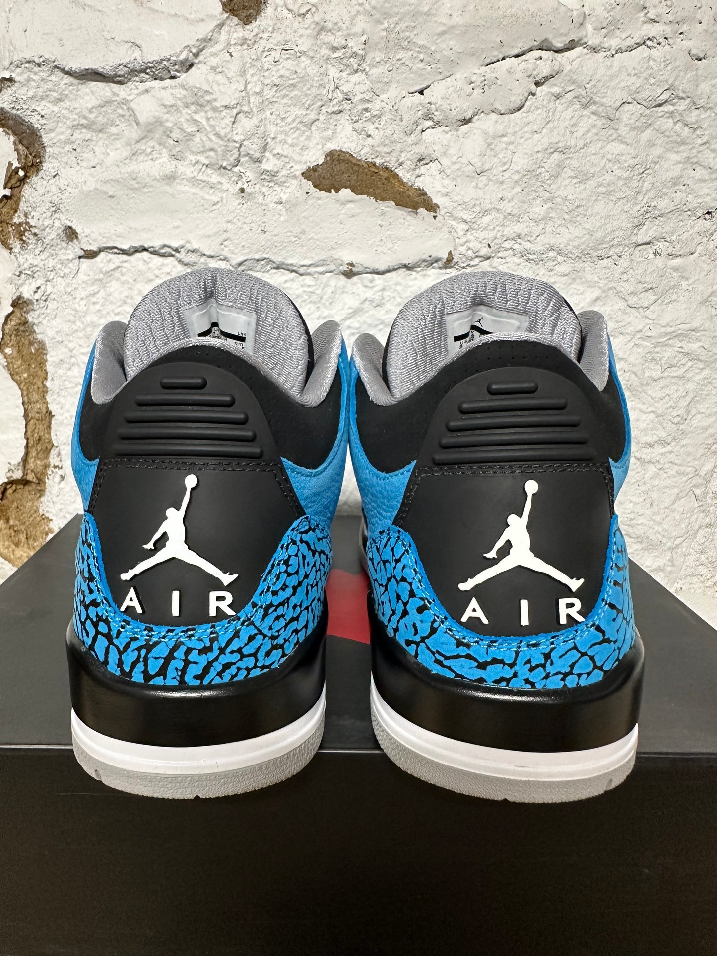 Air Jordan 3 Powder Blue Sz 8.5