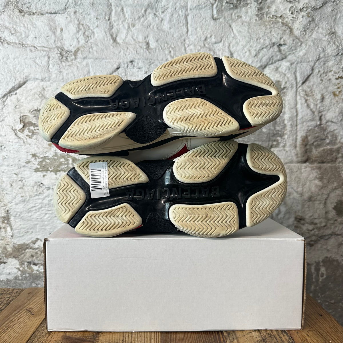 Balenciaga Triple S White Red Black Sneaker Sz 10 (43)