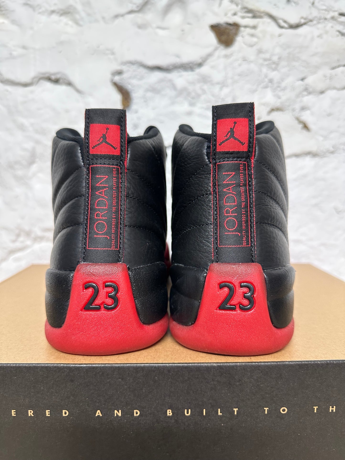 Air Jordan 12 Flu Game Sz 9 DS