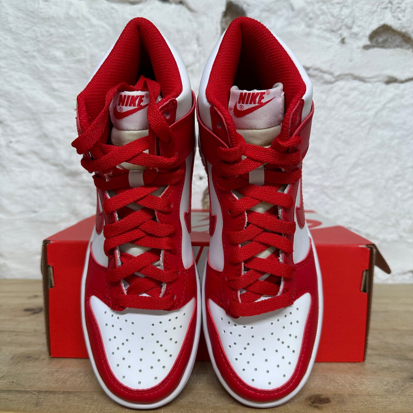 Nike Dunk High Championship Red Sz 4.5Y DS