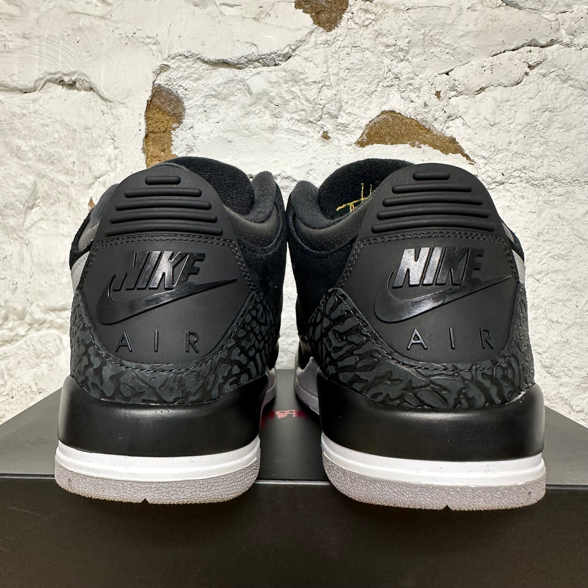 Air Jordan 3 Tinker Black Cement Sz 10 DS
