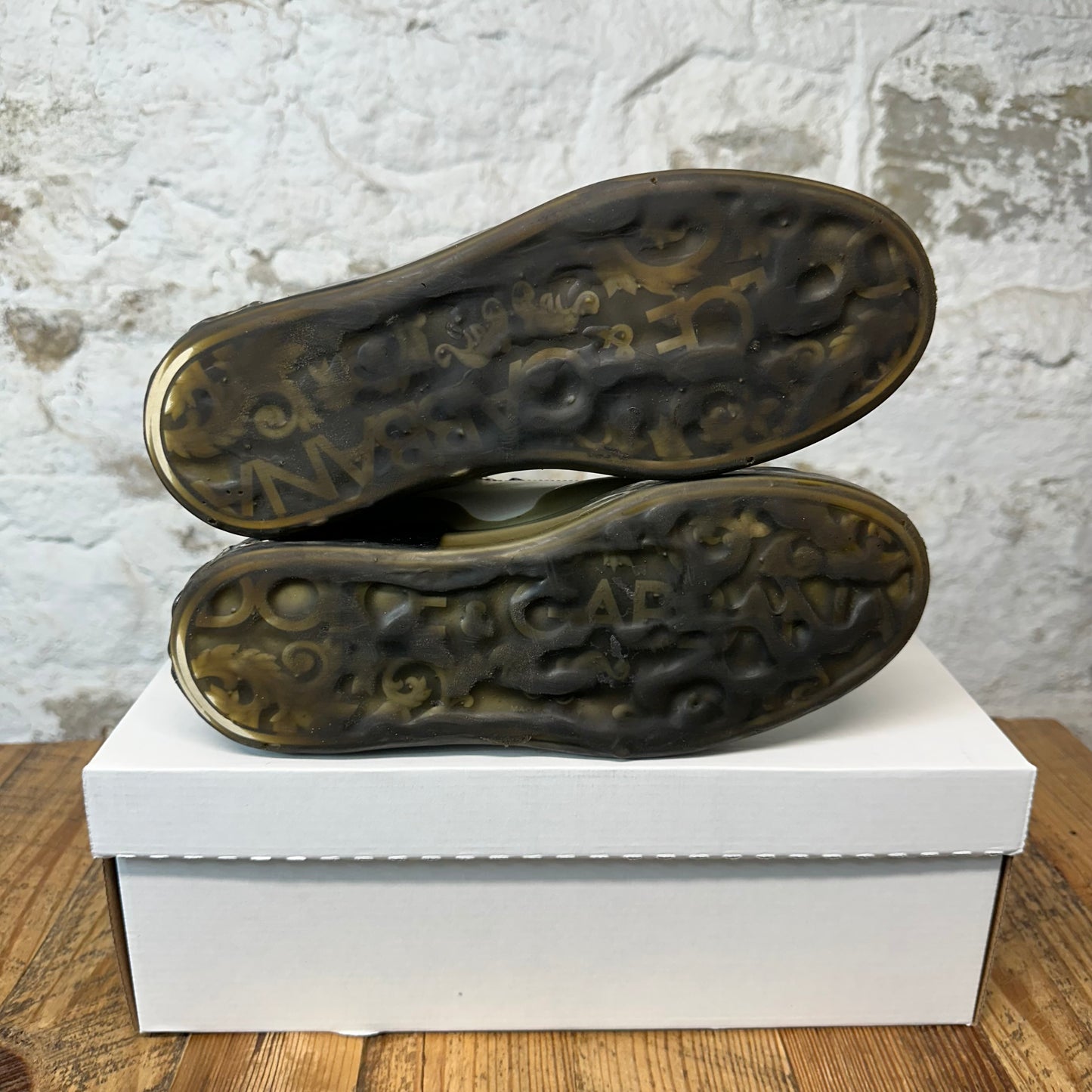 Dolce Gabbana Wax Bottom White Sneaker Sz 7