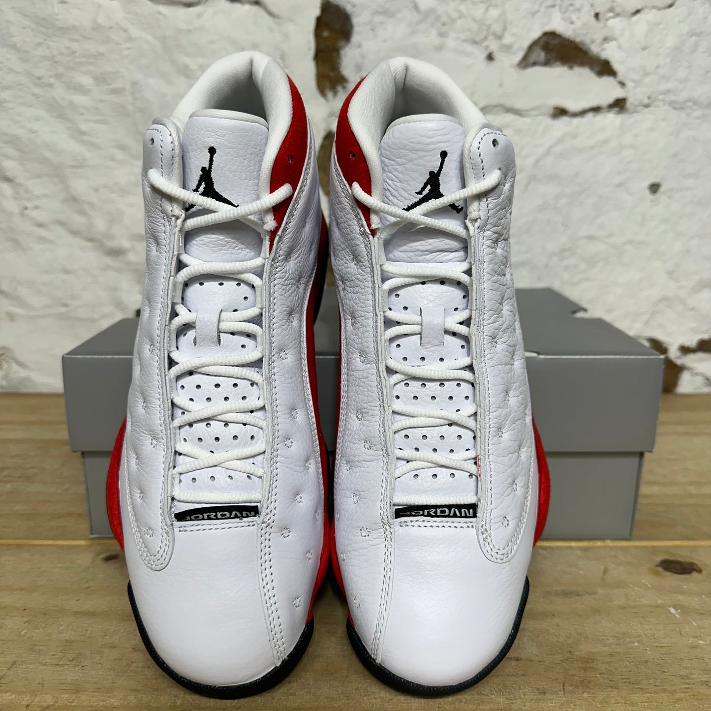 Air Jordan 13 Chicago (2026) Sz 8.5 DS