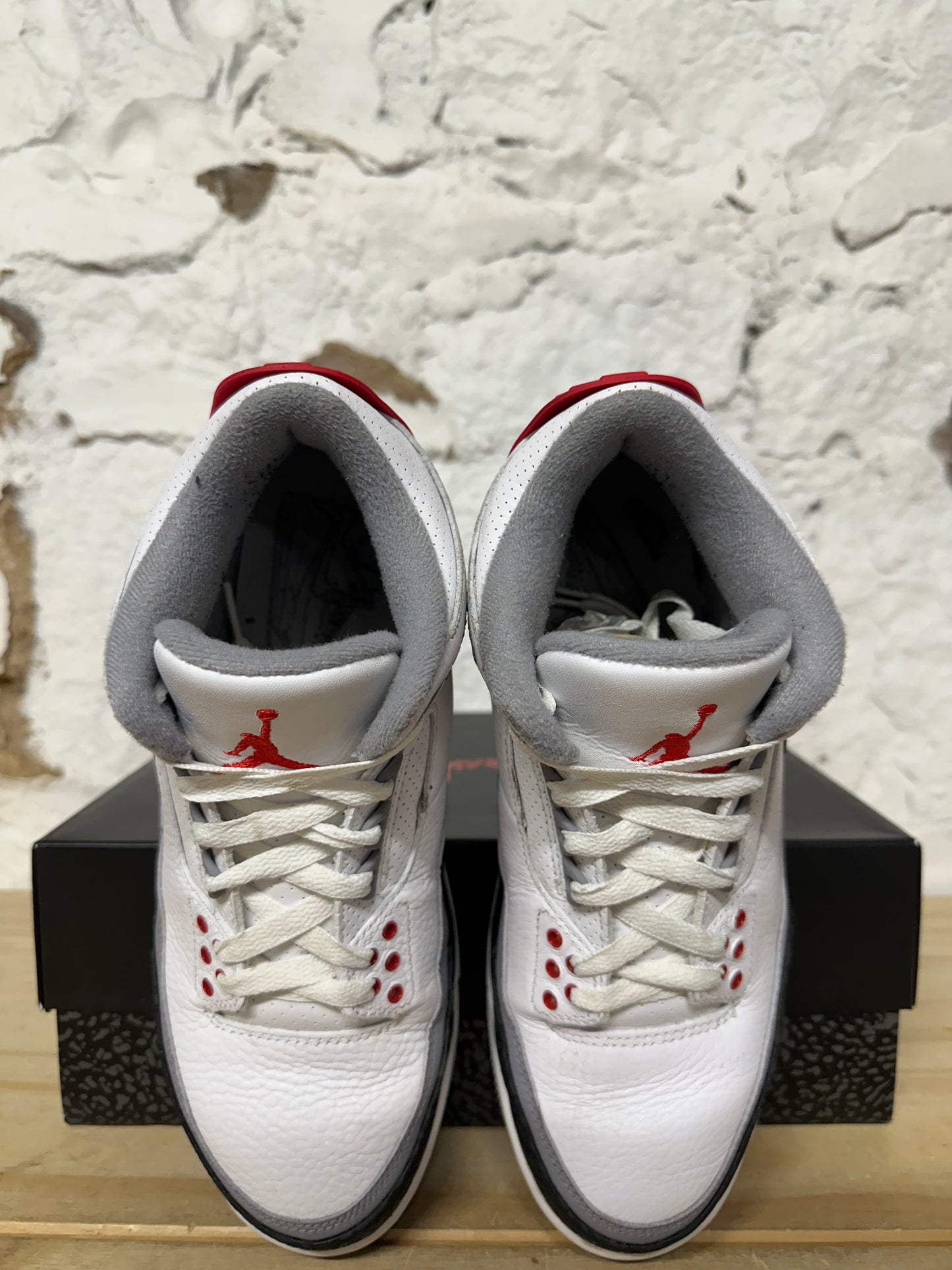 Air Jordan 3 Tinker Hatfield Sz 8