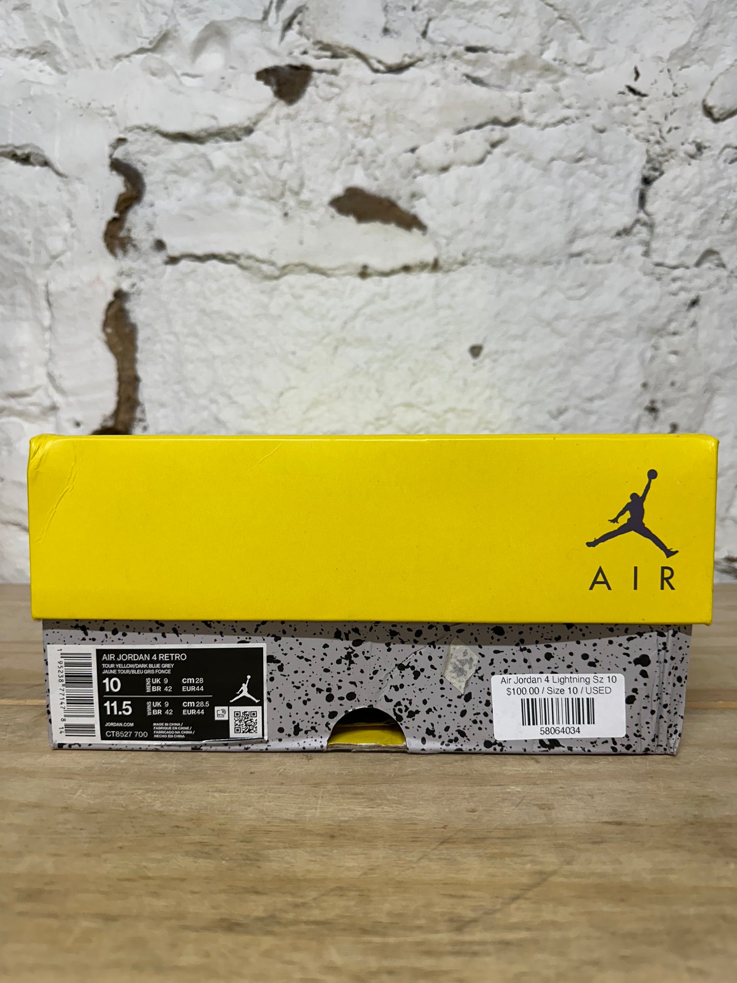 Air Jordan 4 Lightning Sz 10