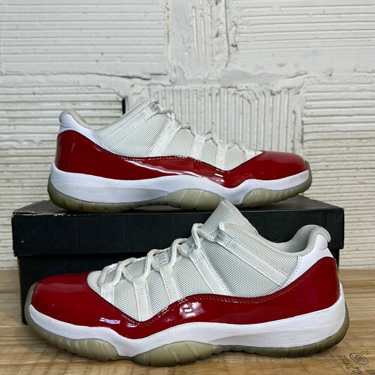 Air Jordan 11 Low Cherry Sz 10