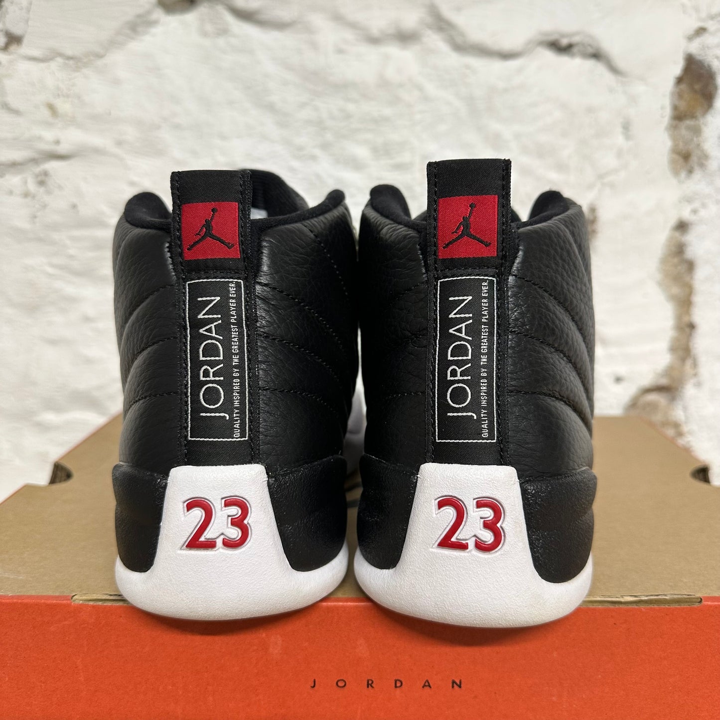 Air Jordan 12 Playoffs Sz 8.5