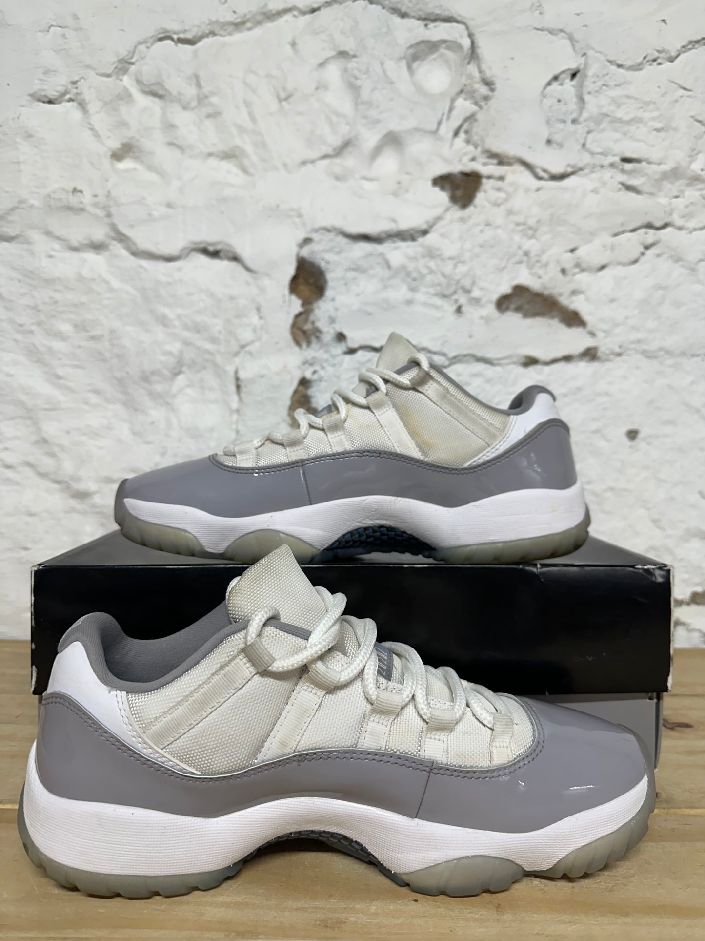 Air Jordan 11 Low Cement Grey Sz 9.5