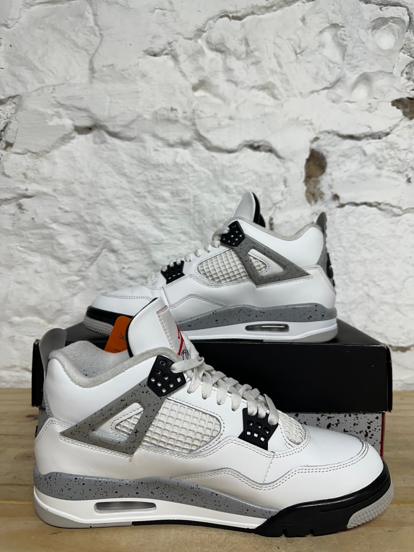 Air Jordan 4 White Cement Sz 9