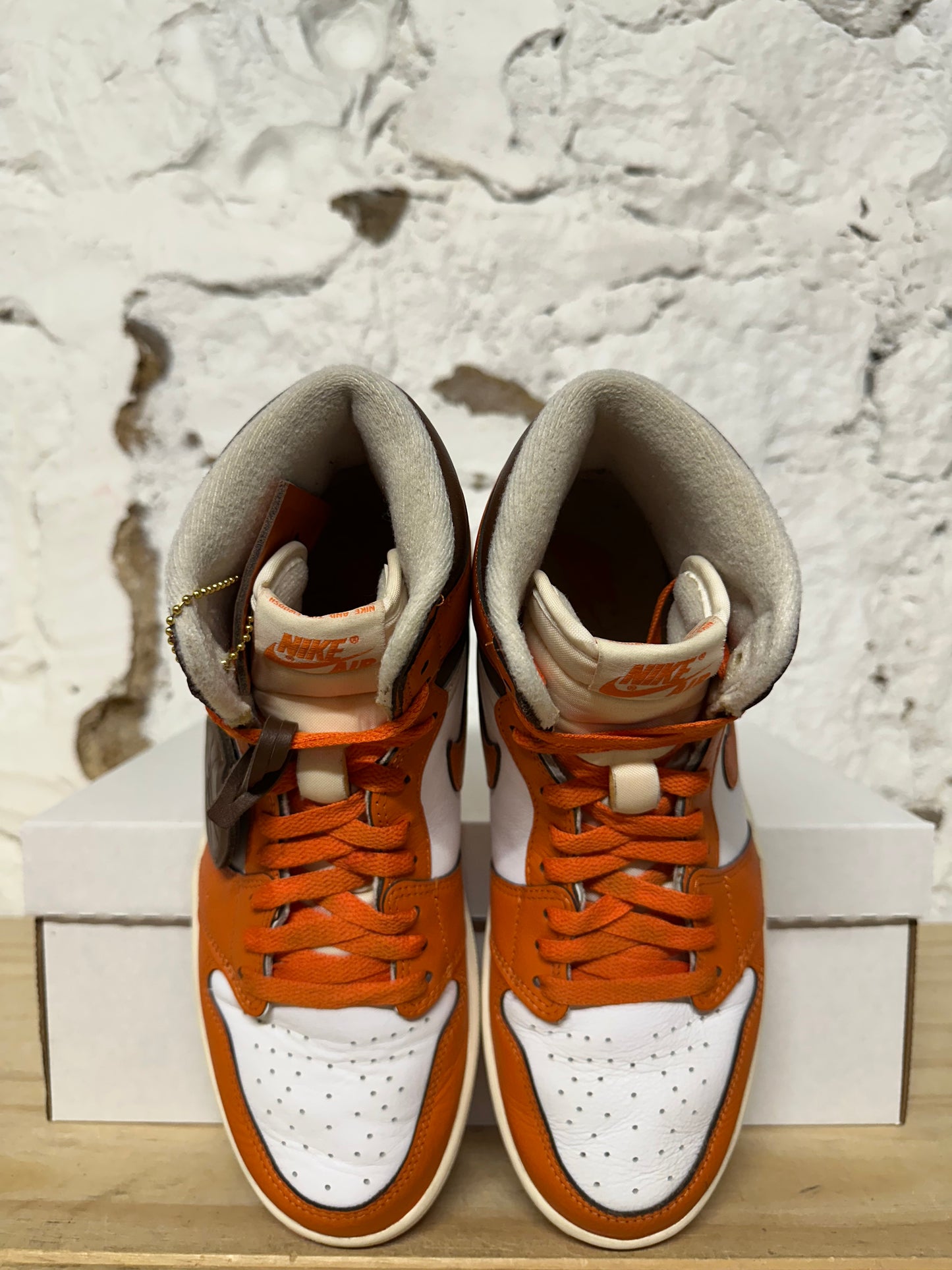Air Jordan 1 Starfish Sz 7.5 (9W)