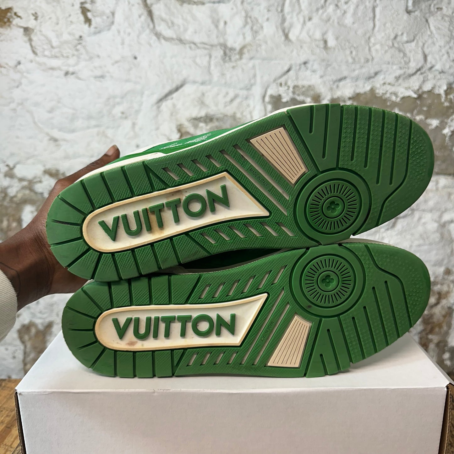 Louis Vuitton Green White Monogram Trainer Sneaker Sz 11.5 (10LV)