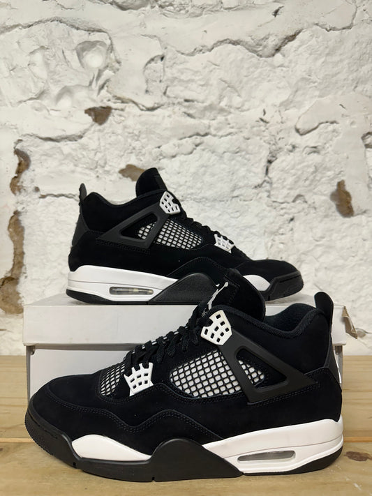 Air Jordan 4 White Thunder Sz 10.5
