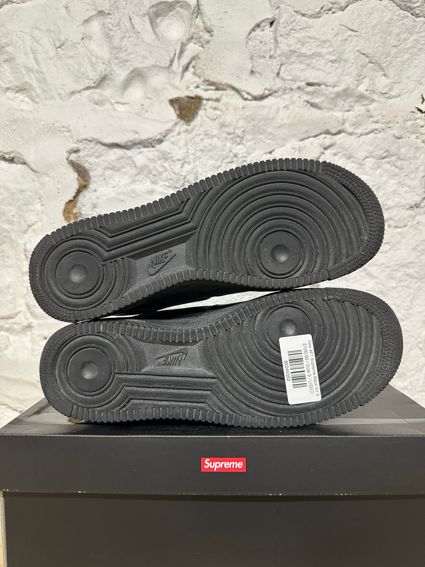 Nike Air Force 1 Supreme Black Sz 9