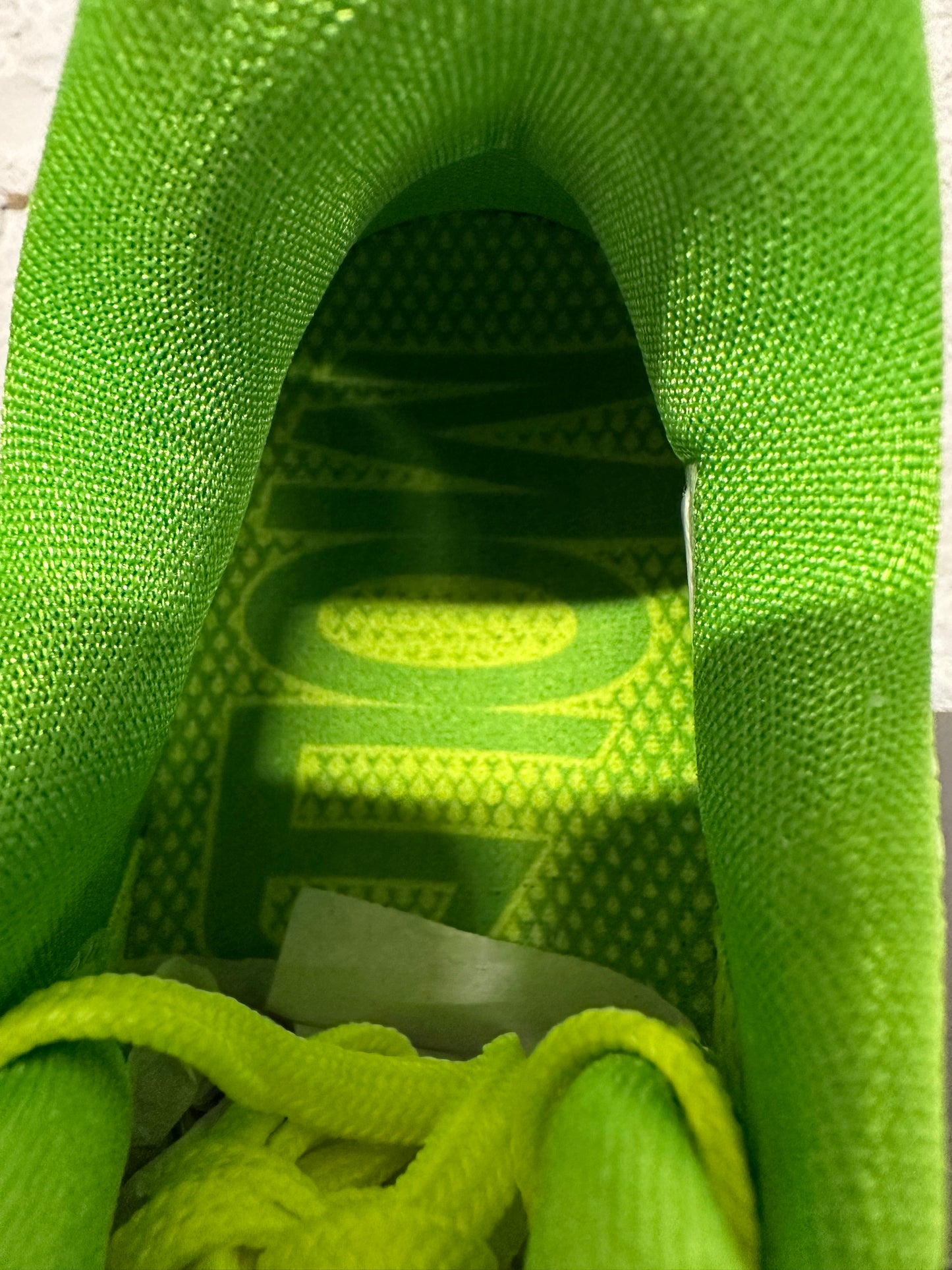 Nike Vapor Edge Kobe 6 Grinch Sz 8 DS