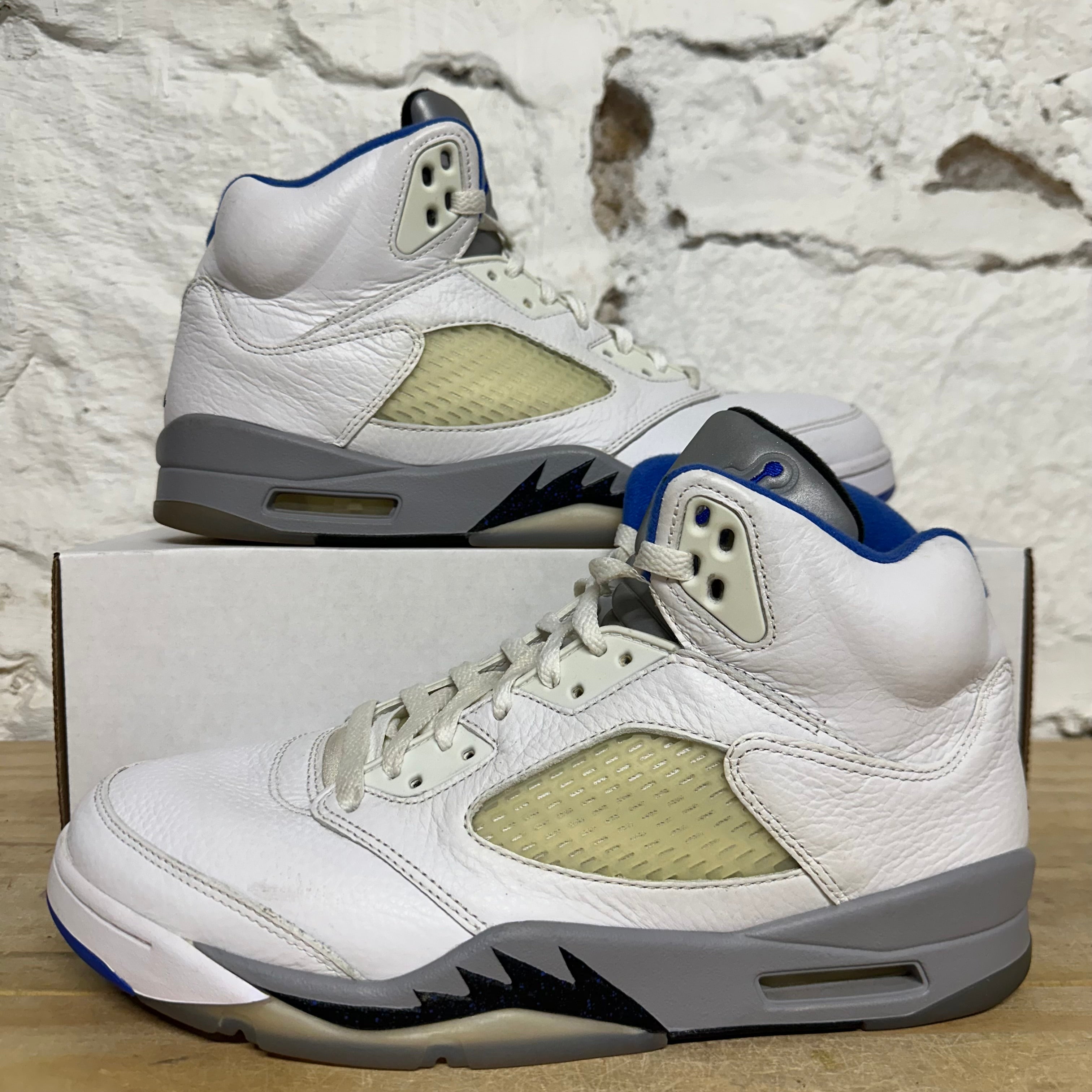 Air Jordan 5 Stealth Sz 10.5