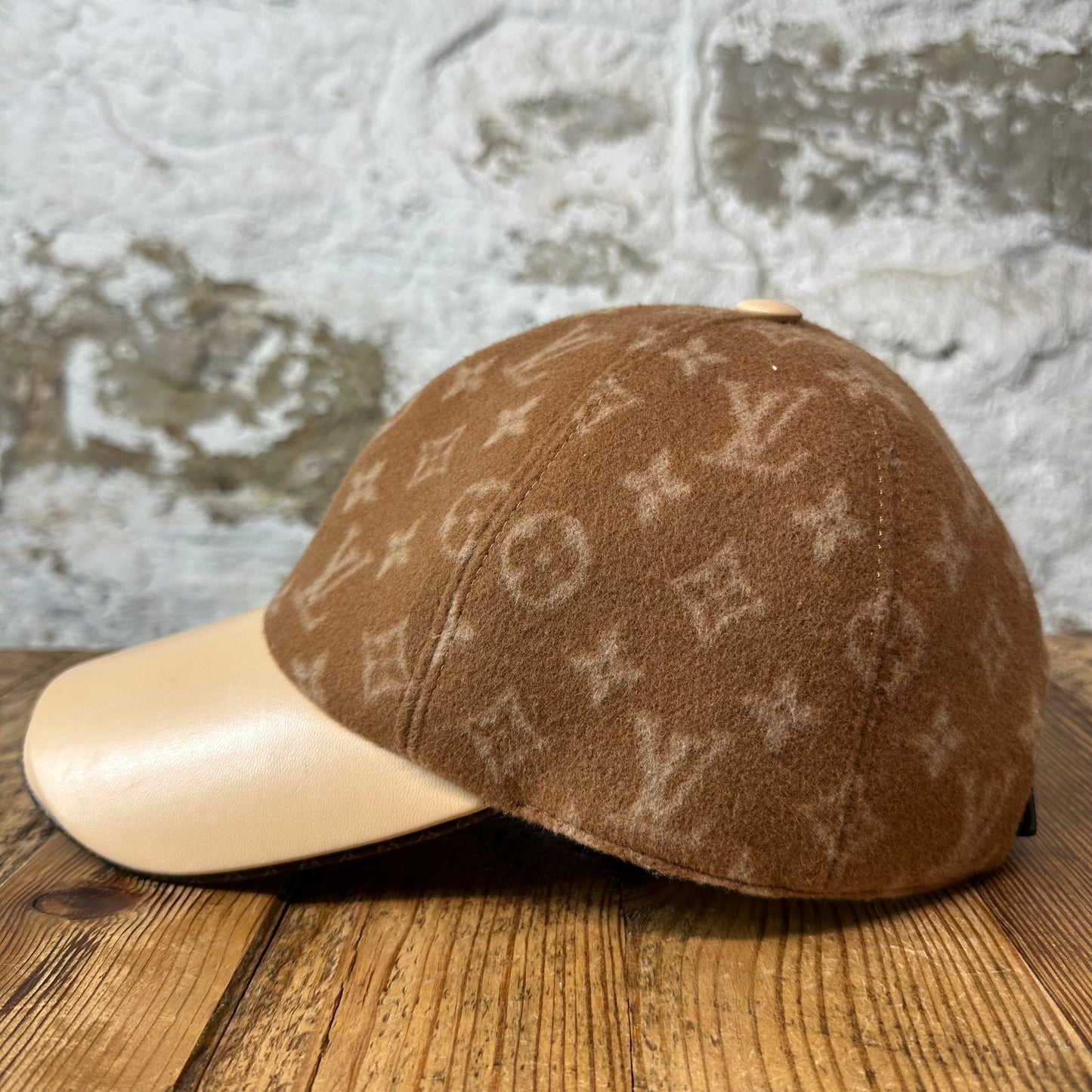 Louis Vuitton Beige Monogram Wool Hat Sz M