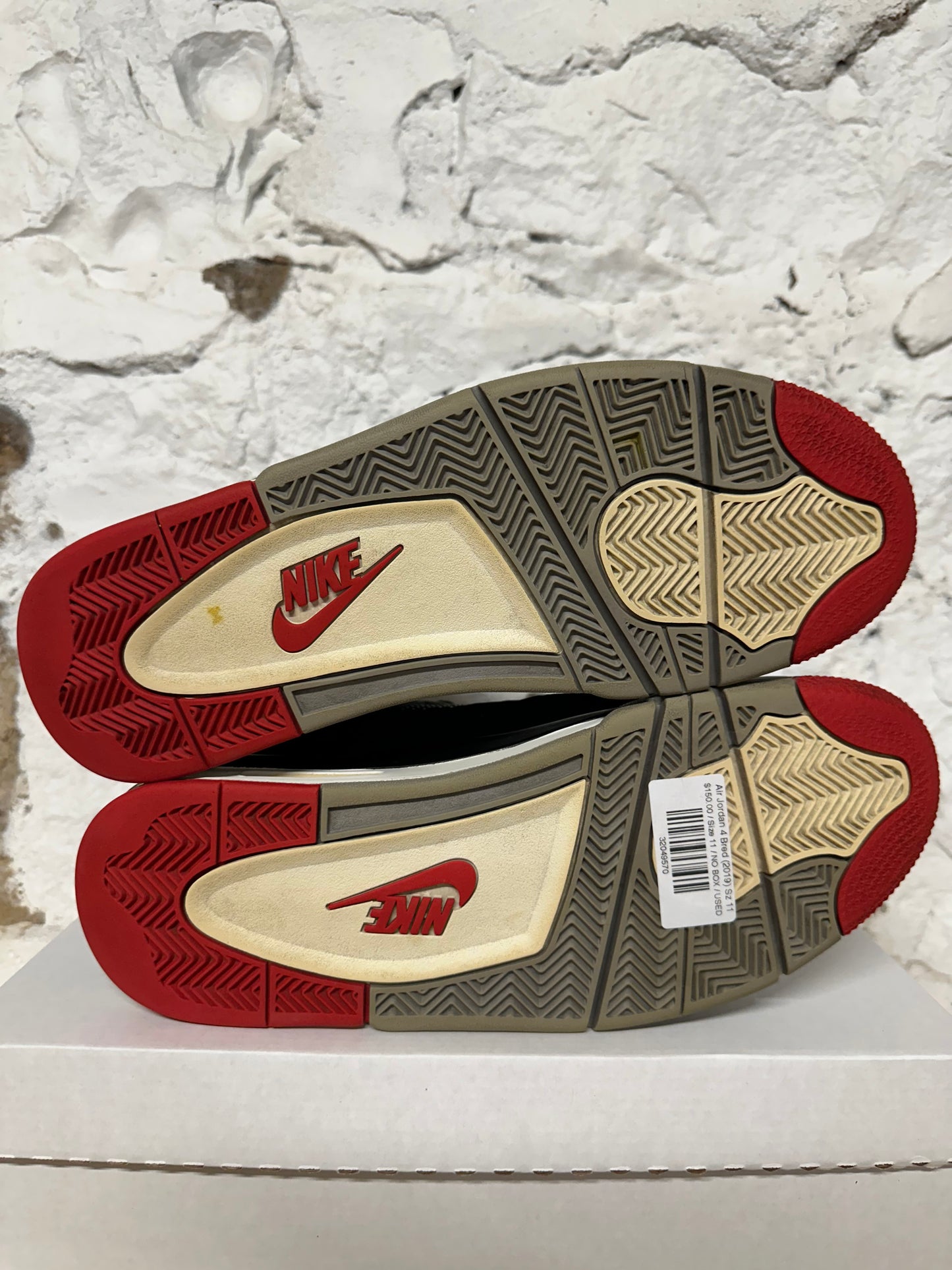 Air Jordan 4 Bred (2019) Sz 11