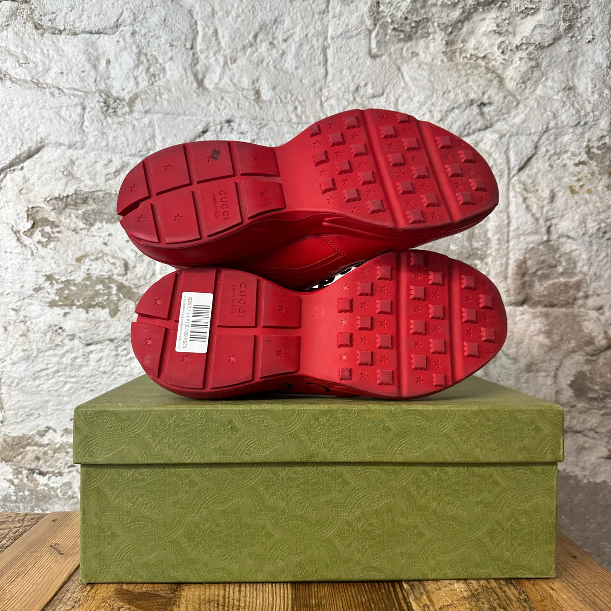 Gucci Rhyton Red Black 100 Sneaker Sz 11