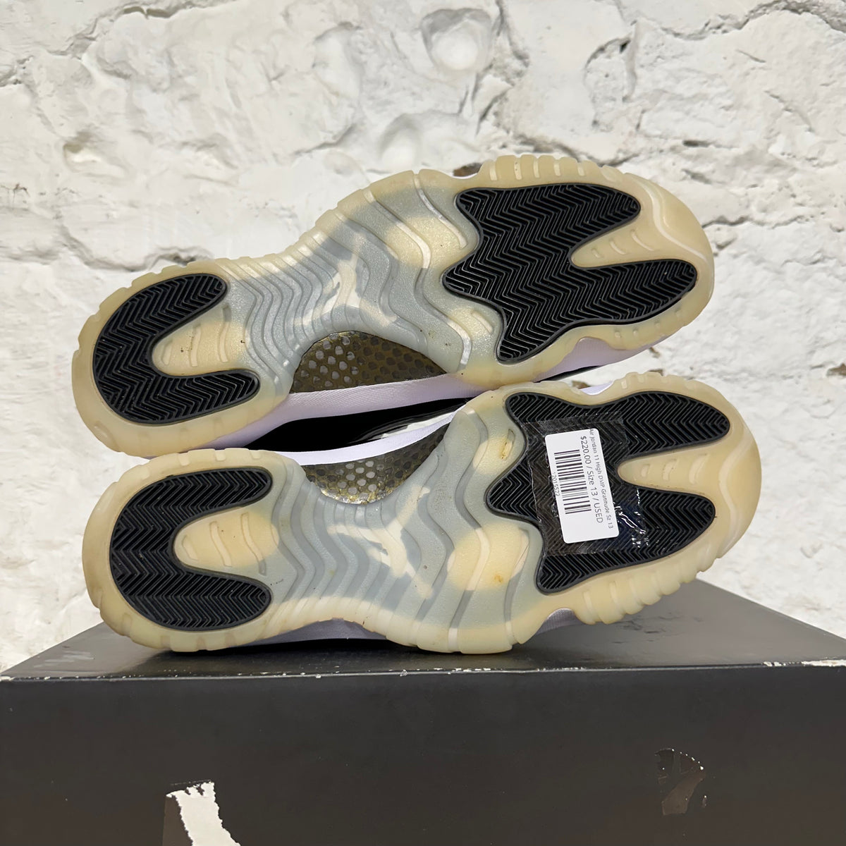 Air Jordan 11 High DMP Gratitude Sz 13