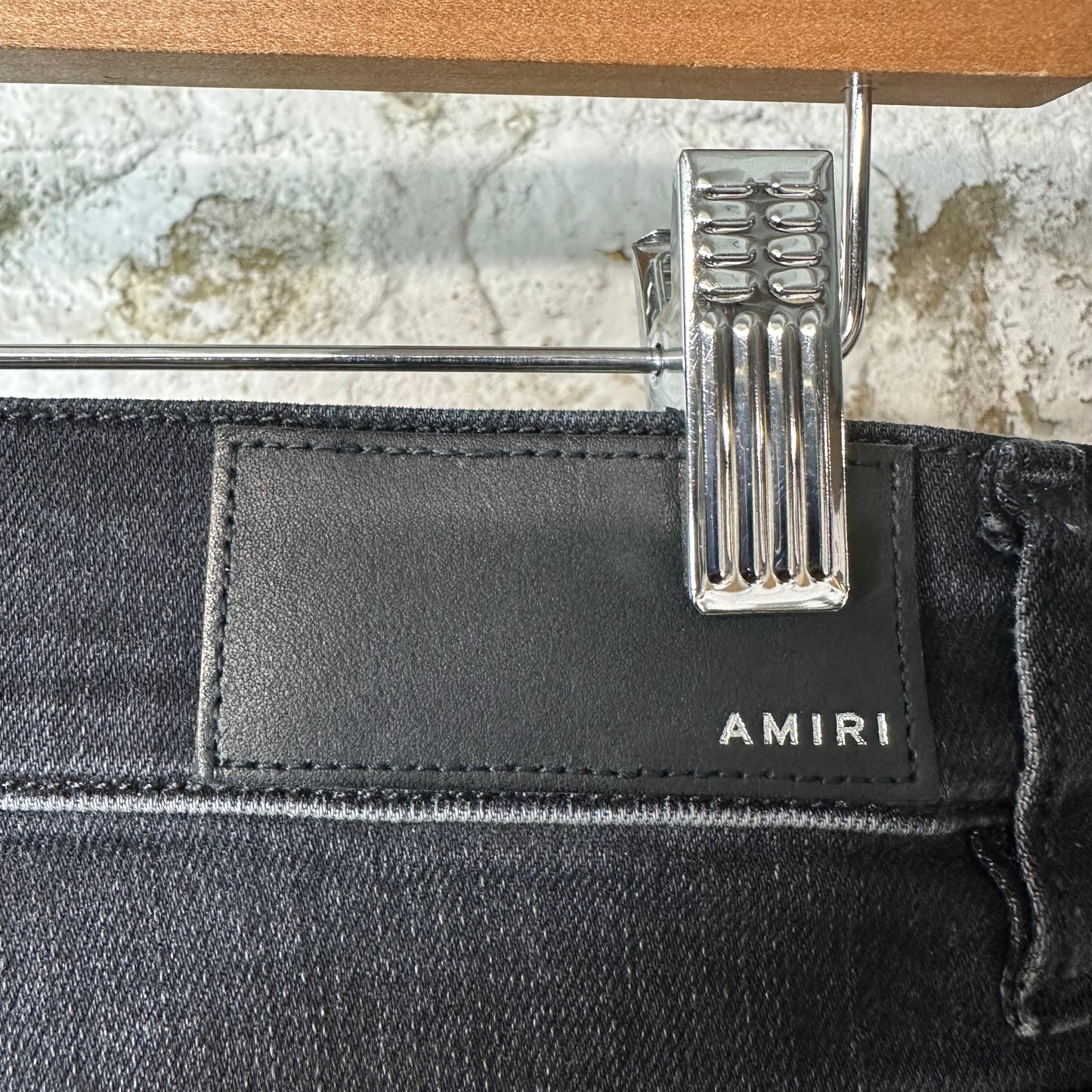 Amiri MX1 Grey Art Patch Black Denim Jeans Sz 28