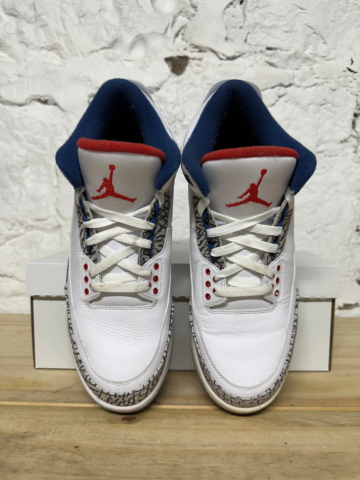 Air Jordan 3 True Blue Sz 11