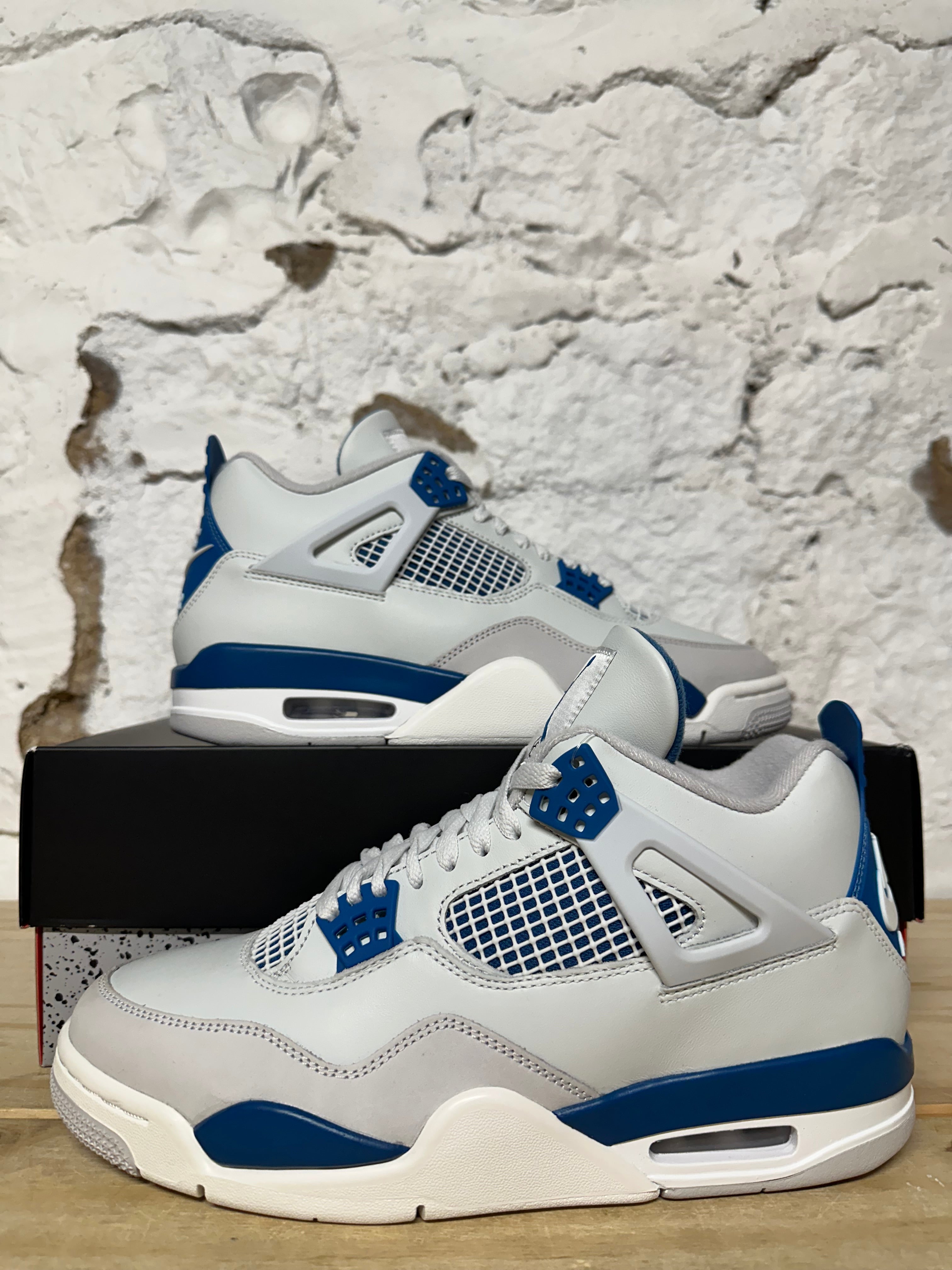Air Jordan 4 Military Blue Sz 9.5 DS