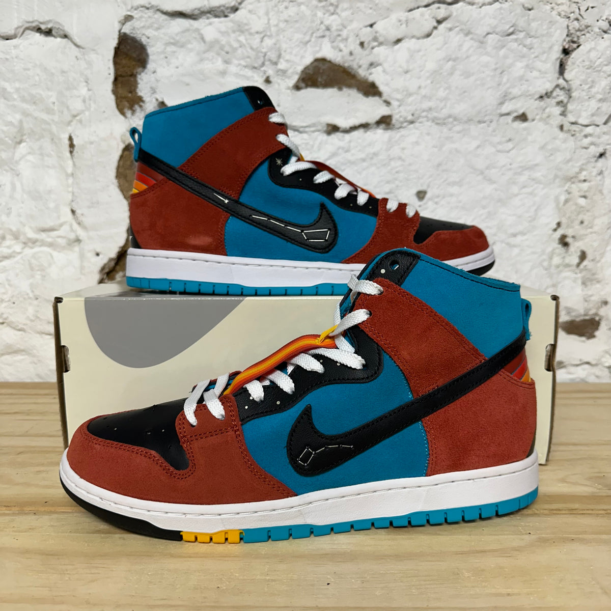 Nike SB Dunk High Di'orr Greenwood Navajo Arts Sz 10.5 DS