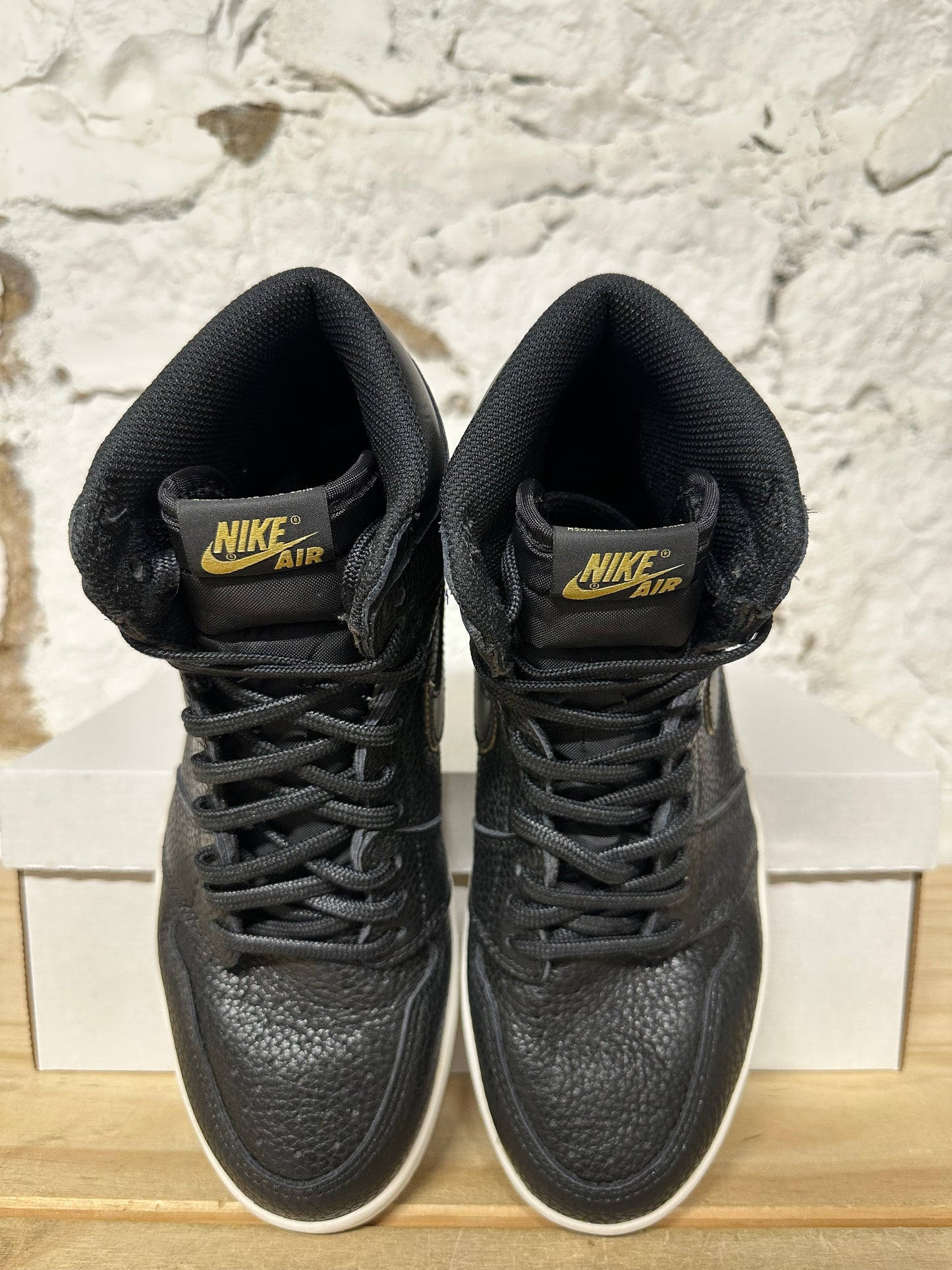 Air Jordan 1 High City of Flight Sz 8