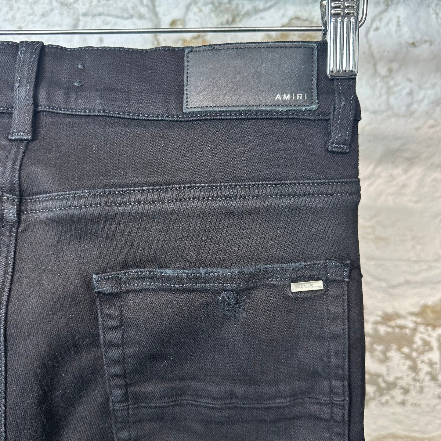Amiri MX1 Aloha Patch Black Denim Jeans Sz 30