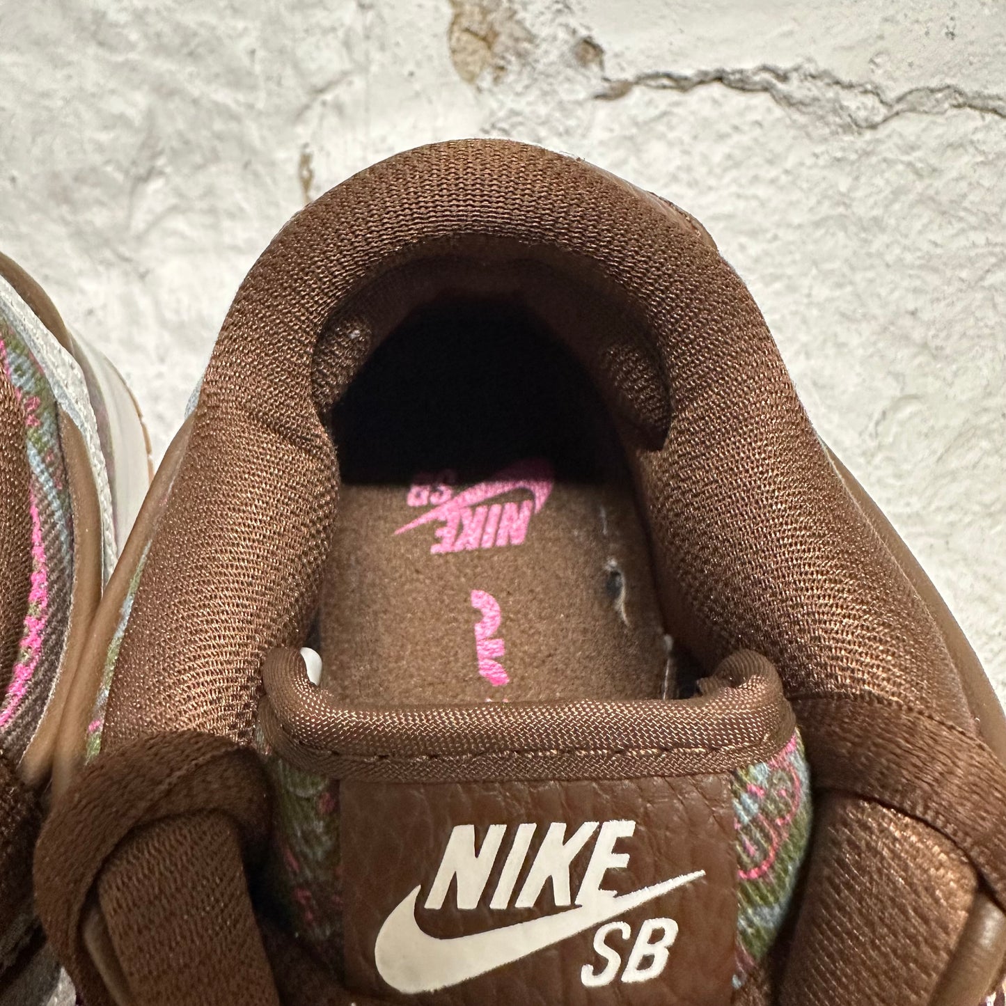 Nike SB Dunk Low Paisley Brown Sz 4