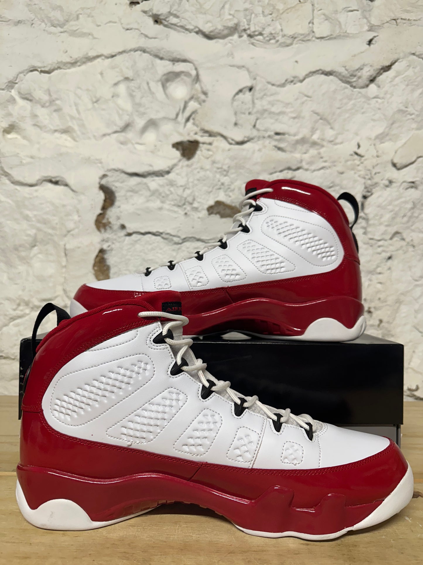 Air Jordan 9 Gym Red Sz 14 DS