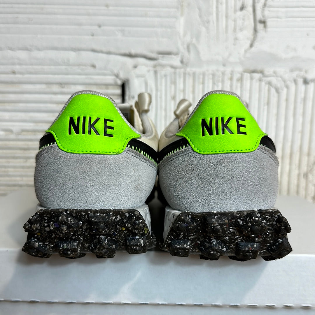 Nike Waffle White Green Sz 7.5 (9W)